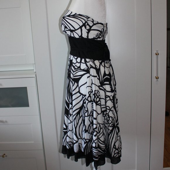 Estam black and white floral strapless dress - Picture 3 of 3